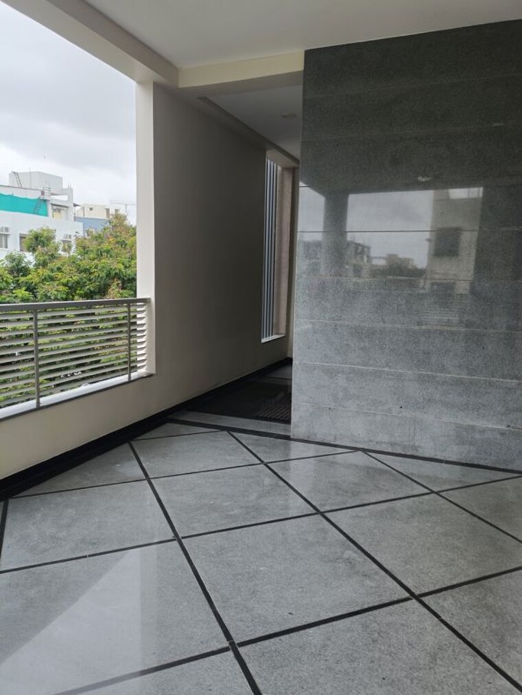 Balcony, jubilee-residency 3 Bedroom 3200 Sq.Ft. Apartment In Jubilee Hills Hyderabad 10512731