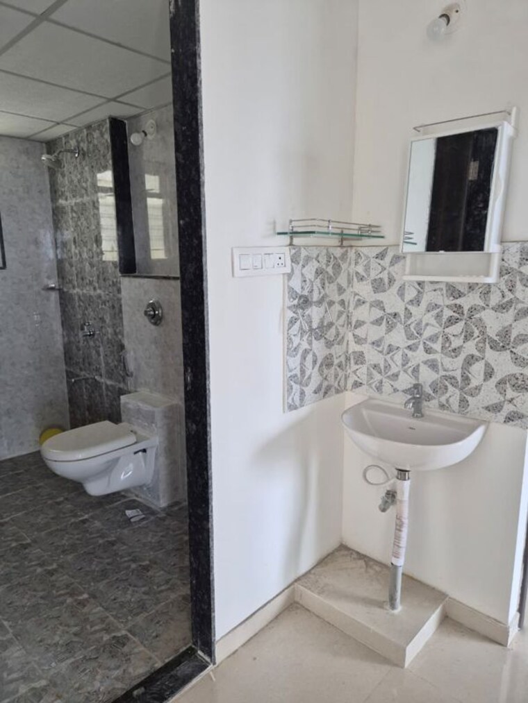 Bathroom, goel-ganga-altus 2.5 Bedroom 1260 Sq.Ft. Apartment In Kharadi Pune 10512737