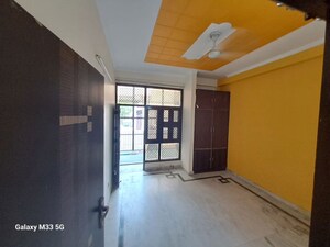 Room in 2 BHK Independent House at Delta Ii Greater Noida – for Rent