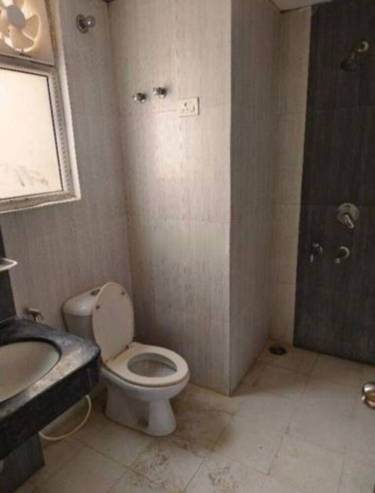 Bathroom, rohtas-vintage-apartment 3 Bedroom 1600 Sq.Ft. Apartment In Butler Colony Lucknow 10512756