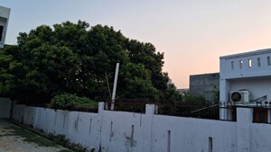 6+ BHK Villa – Exterior View View at Jankipuram - for Sale