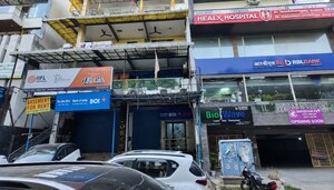  Showroom For Rent in Prashant Vihar