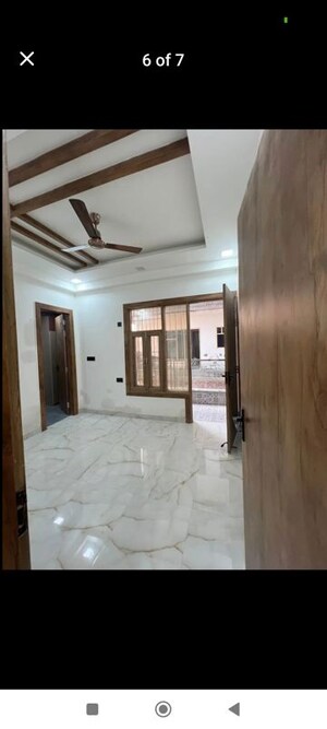 Room in 3 BHK Builder Floor at Saket – for Rent