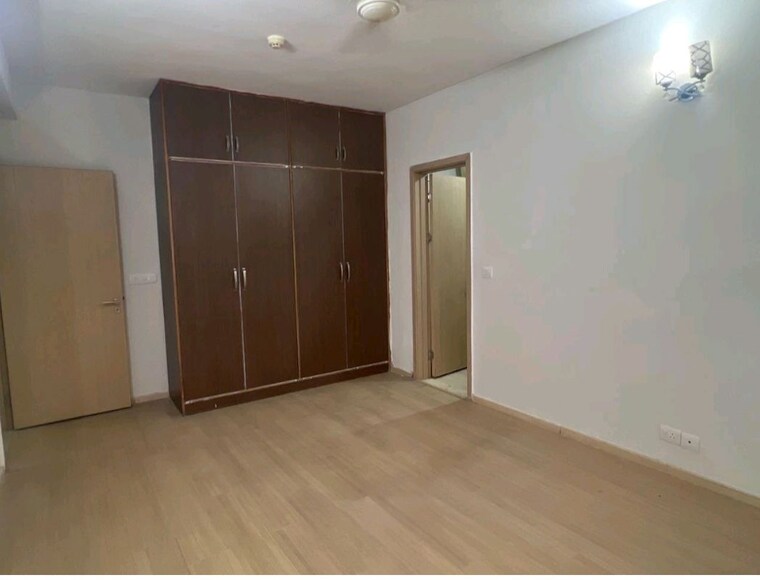 Room, dlf-new-town-heights-ii 4 Bedroom 2364 Sq.Ft. Apartment In Sector 86 Gurgaon 10512747