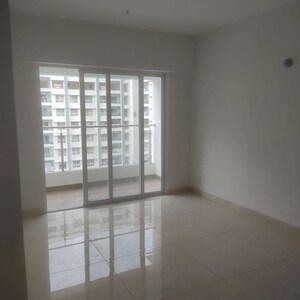 Room in 2 BHK Apartment at Gera World of Joy, Kharadi – for Rent