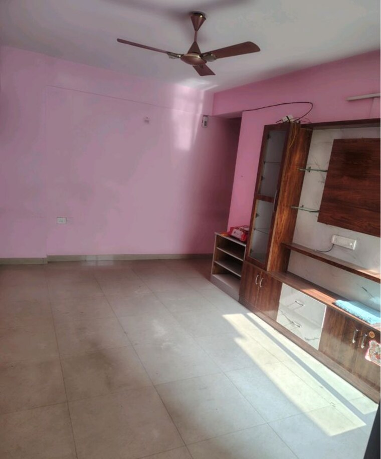 Room, shree-vardhman-green-court 2 Bedroom 700 Sq.Ft. Apartment In Sector 90 Gurgaon 10512809