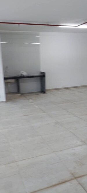 Room in  Office Space at Tulsi Chambers, Chembur – for Rent