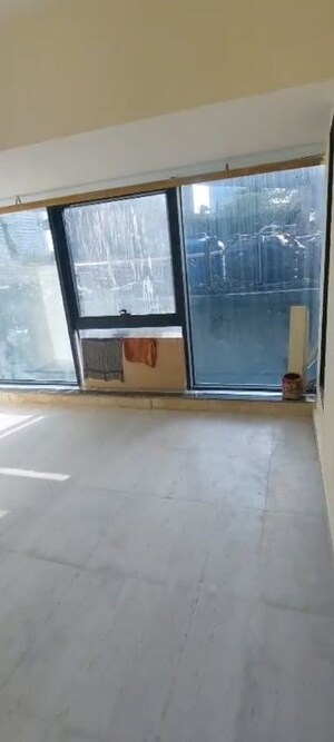 Room in  Office Space at Tulsi Chambers, Chembur – for Rent