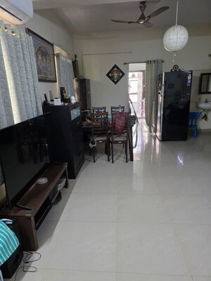 2 BHK Apartment For Rent in Vajras Sree Nivasam, Kondapur