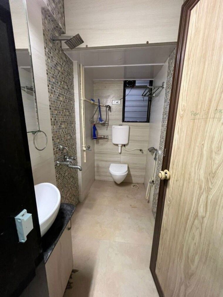 Room, meghana-chs-tilak-nagar 2 Bedroom 700 Sq.Ft. Apartment In Tilak Nagar Mumbai 10512854