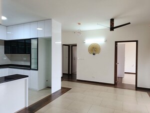 Room in 4 BHK Apartment at Sobha Windsor, Whitefield – for Rent