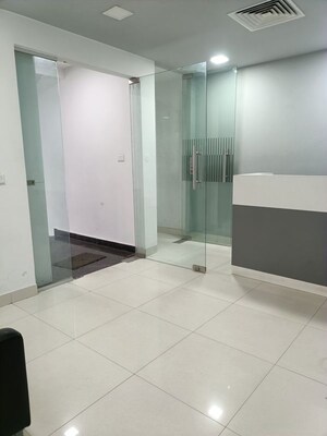 Room in  Office Space at Venkat Enclave Hitech City, Hi Tech City – for Rent