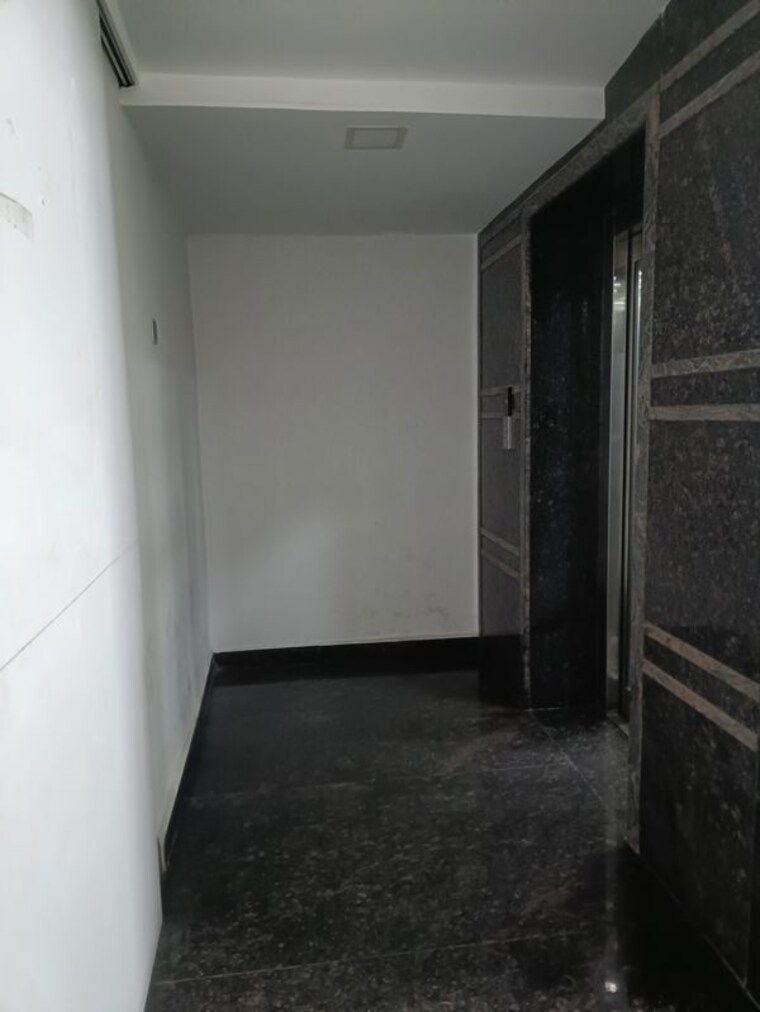 Room, venkat-enclave-hitech-city Commercial Office Space 3000 Sq.Ft. In Hi Tech City Hyderabad 10512941