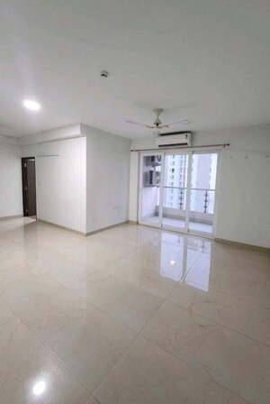 Room in 3 BHK Apartment at Hero Homes Gurgaon, Sector 104 – for Rent