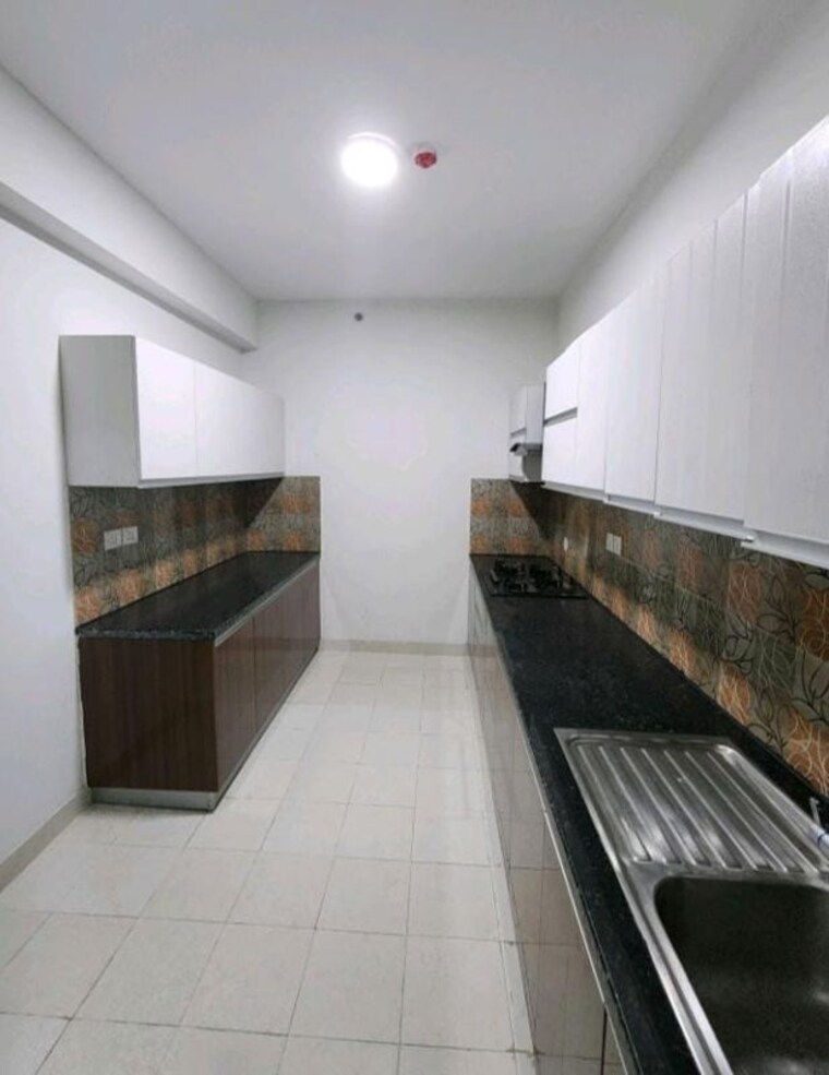 Kitchen, hero-homes-gurgaon 3 Bedroom 1689 Sq.Ft. Apartment In Sector 104 Gurgaon 10512971