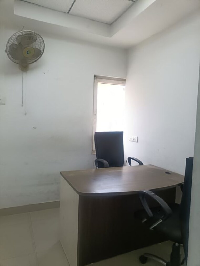 Bathroom, ten-madhapur Commercial Office Space 1500 Sq.Ft. In Madhapur Hyderabad 10512982