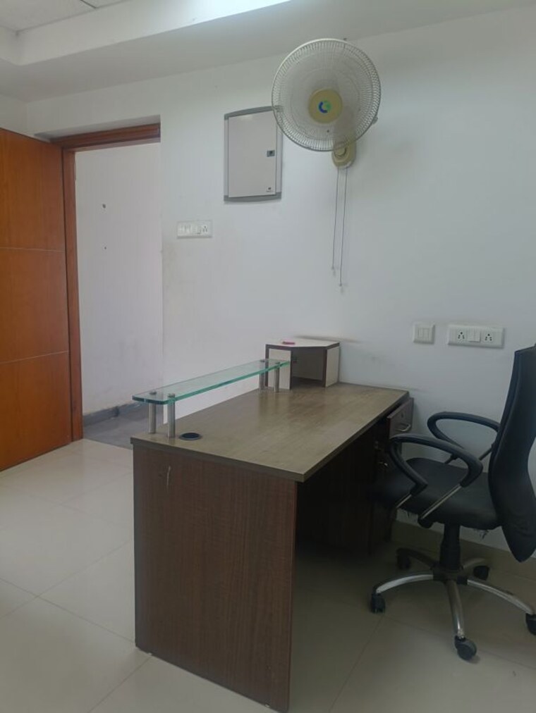Team Area, ten-madhapur Commercial Office Space 1500 Sq.Ft. In Madhapur Hyderabad 10512982