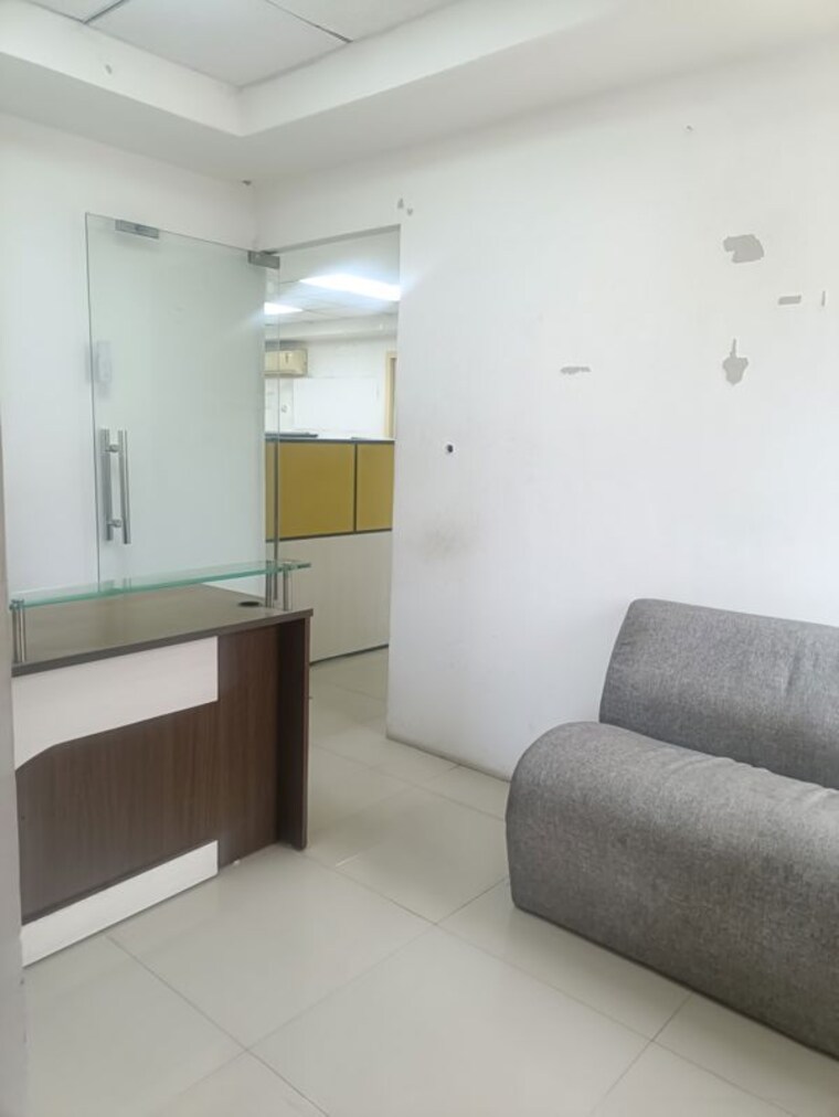 Room, ten-madhapur Commercial Office Space 1500 Sq.Ft. In Madhapur Hyderabad 10512982