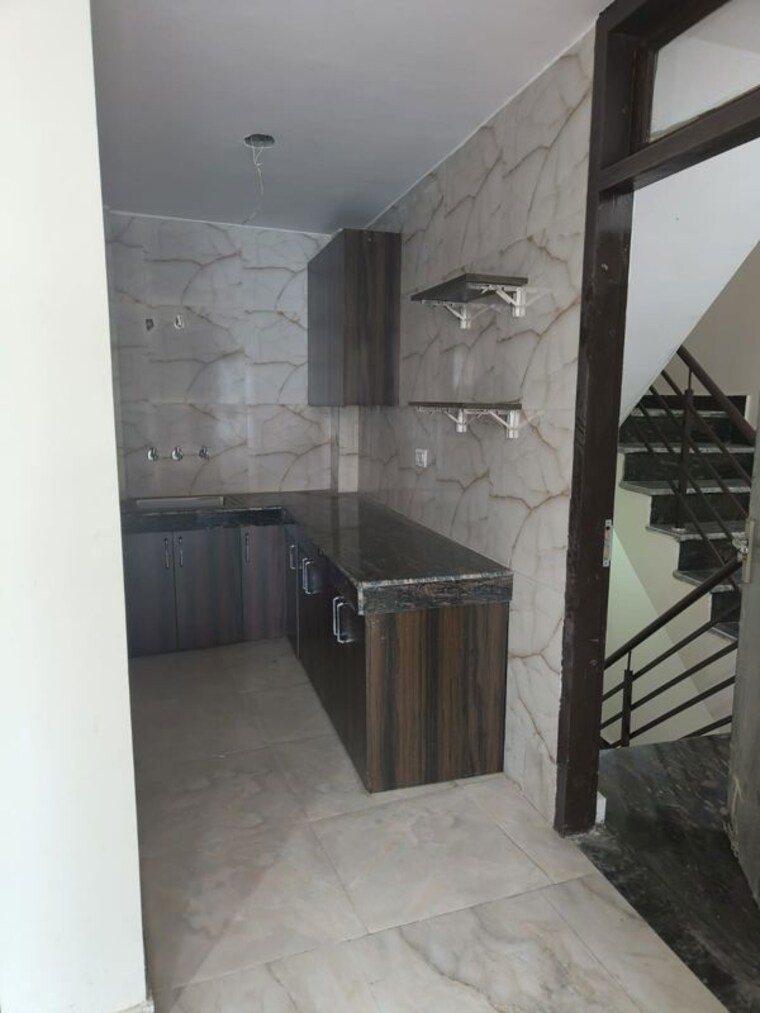 Kitchen, haidarpur 4 Bedroom 900 Sq.Ft. Builder Floor In Haidarpur Delhi 10512899