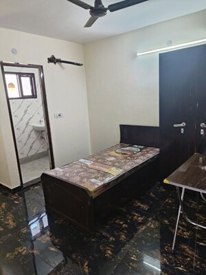 Room in 4 BHK Builder Floor at Haidarpur – for Sale