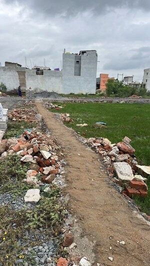  Plot For Sale in Uslapur