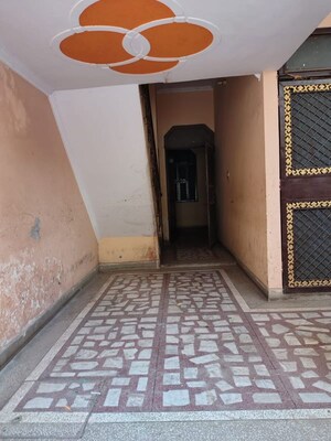 Parking in 2 BHK Independent House at Mahindra Enclave – for Rent