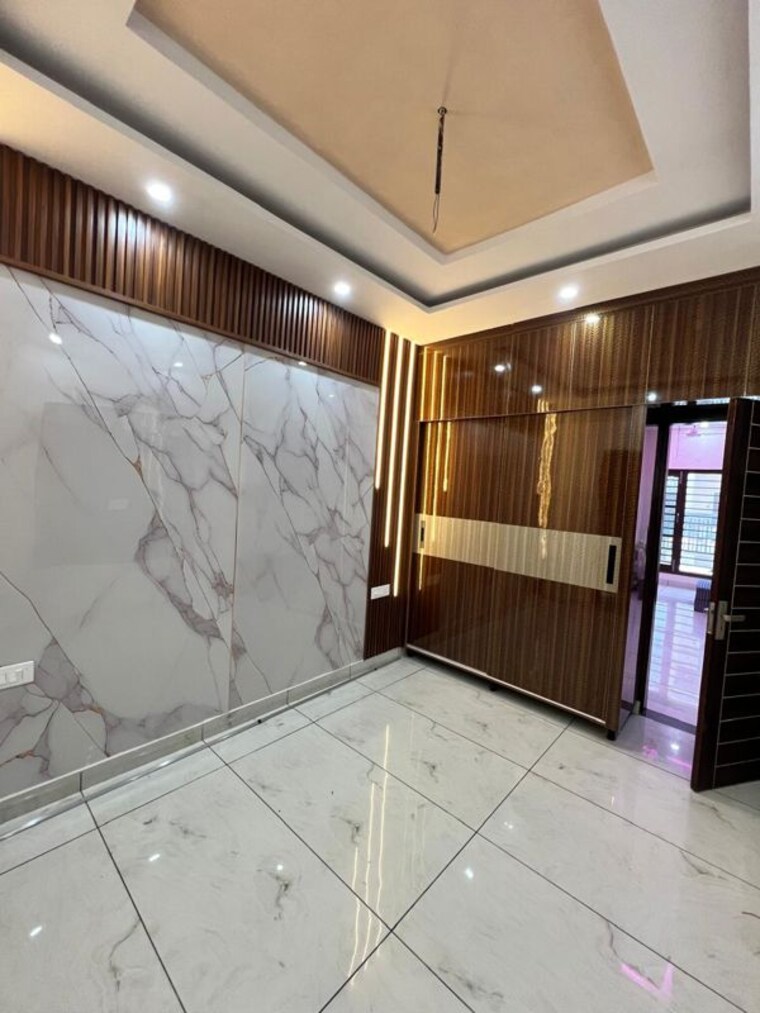Balcony, sector 124 3 Bedroom 100 Sq.Yd. Villa In Sector 124 Mohali 10496538
