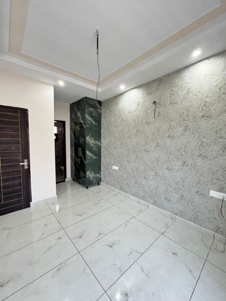  Parking, sector 124 3 Bedroom 100 Sq.Yd. Villa In Sector 124 Mohali 10496538