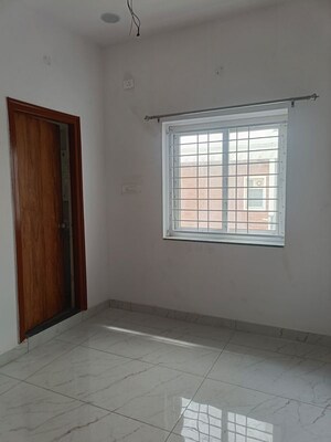 Room in 2 BHK Apartment at Ayyappa Residency, Miyapur – for Rent