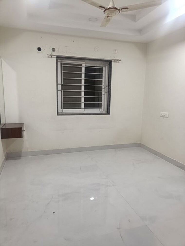 Room, ten-madhapur 3 Bedroom 2000 Sq.Ft. Apartment In Madhapur Hyderabad 10513038