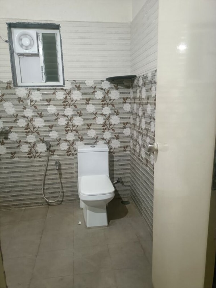 Bathroom, ten-madhapur 3 Bedroom 2000 Sq.Ft. Apartment In Madhapur Hyderabad 10513038