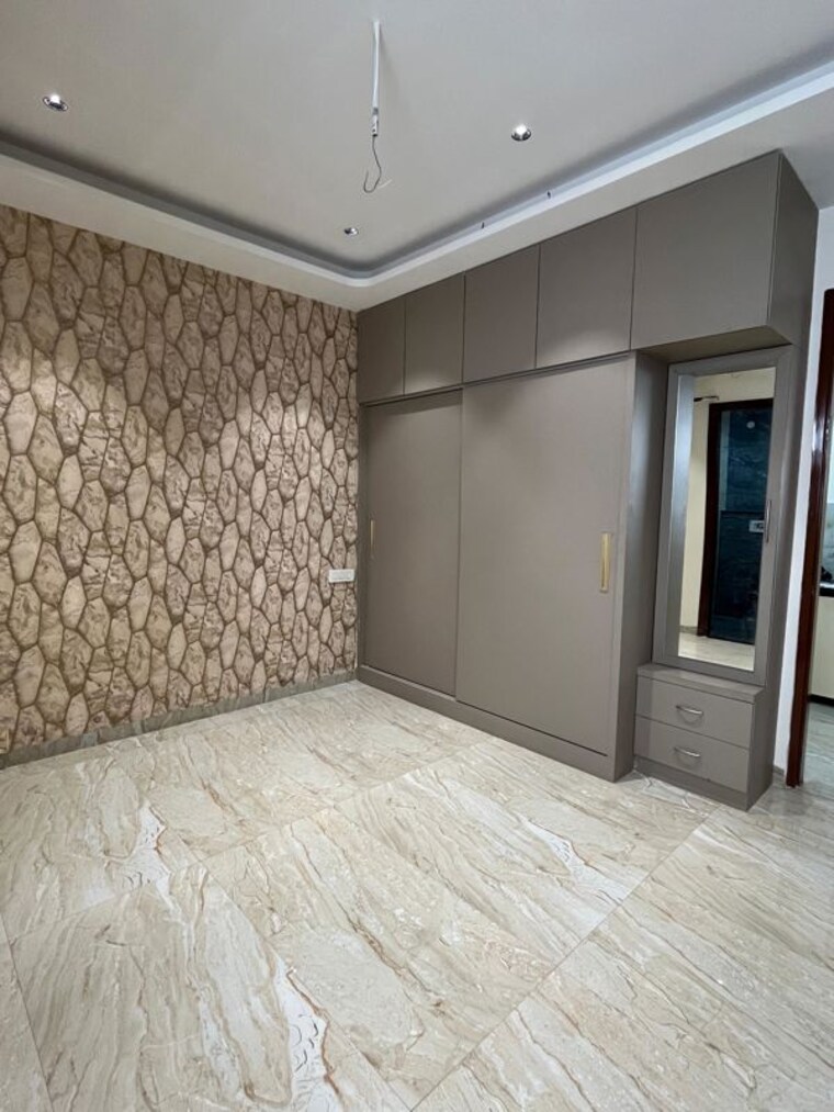Room, sector 125 3 Bedroom 103 Sq.Yd. Independent House In Sector 125 Kharar 10513041