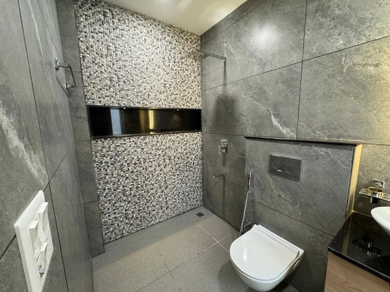 Bathroom, dwarka 4 Bedroom 3000 Sq.Ft. Builder Floor In Dwarka Delhi 10513048