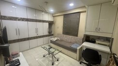 2 BHK + Servant Room,Study Room Apartment For Sale in Worli