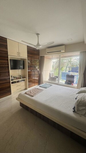 Bedroom in 2 BHK Apartment at Worli – for Sale