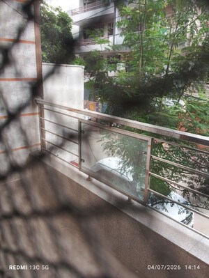 Balcony in 2 BHK Builder Floor at Sector 42 – for Rent