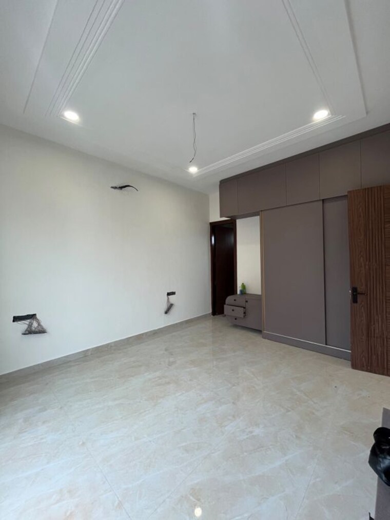 Room, kharar mohali road 3 Bedroom 111 Sq.Yd. Villa In Kharar Mohali Road Kharar 10513070