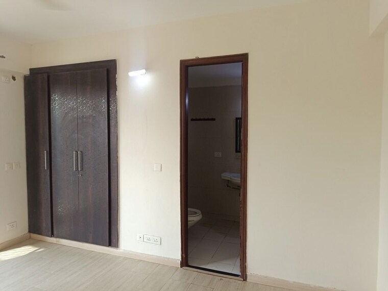 Room, ramprastha-city-the-edge-towers 3 Bedroom 1770 Sq.Ft. Apartment In Sector 37d Gurgaon 10513119