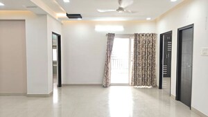 Room in 3 BHK Apartment at Trendset Winz, Nanakramguda – for Rent