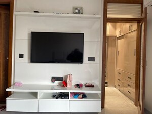 Furnished Amenities in 3 BHK Builder Floor at Sector 63 – for Rent