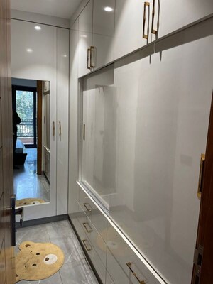 Building Lobby in 3 BHK Builder Floor at Sector 63 – for Rent