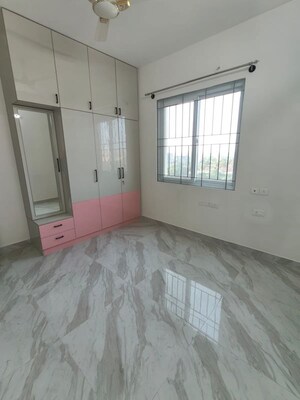 Room in 3 BHK Apartment at Concorde Auriga, Kr Puram – for Rent