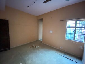 Room in  Apartment at Rajendra Nagar Sector 5 – for Sale