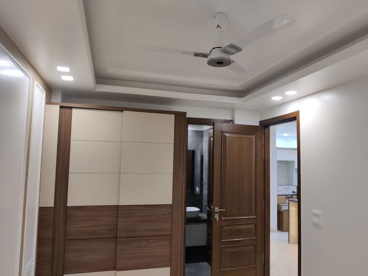 Room, greater kailash ii 3 Bedroom 2500 Sq.Ft. Apartment In Greater Kailash ii Delhi 10513230