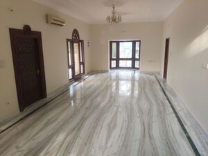 Room in 6 BHK Independent House at Hill View Banjara Hills, Banjara Hills – for Rent