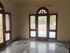 Room in 6 BHK Independent House at Hill View Banjara Hills, Banjara Hills – for Rent