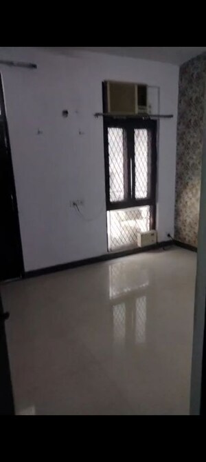 Room in 3 BHK Builder Floor at Palam Vihar Residents Association, Palam Vihar – for Sale