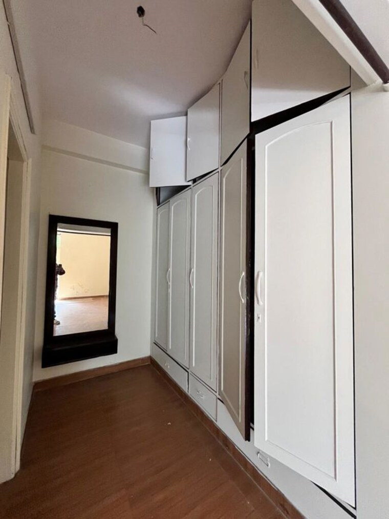 undefined, sector 48 4 Bedroom 450 Sq.Mt. Independent House In Sector 48 Noida 10513277