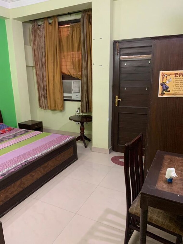Bedroom, sector 51 2 Bedroom 1500 Sq.Ft. Independent House In Sector 51 Noida 10513304