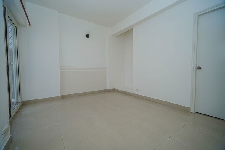 Room, gaur-city-2-14th-avenue 3 Bedroom 1300 Sq.Ft. Apartment In Sector 16c Greater Noida Greater Noida 10513389